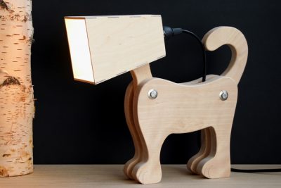 Tischleuchte in Hundeform